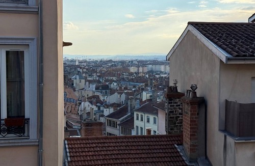 Griffon - Royale Apartment | Spacious apartment with view, nestled in the heart of the Croix-Rousse slopes.