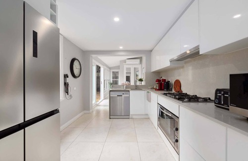 Millers Point House | Spacious Inner-City House with Balcony Views