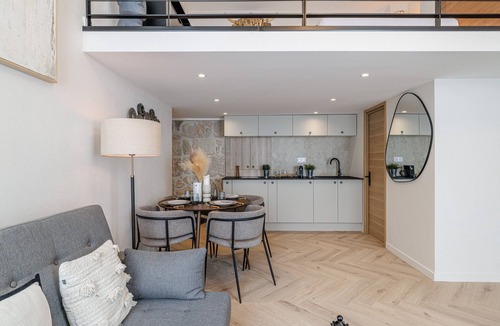 Lepante Quarter Apartment | Spacious loft-style studio with mezzanine – Nice city centre