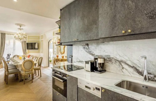 Les Halles Apartment | The Palais-Royal View Residence – Historic 5-Bedroom Luxury in Paris 1st
