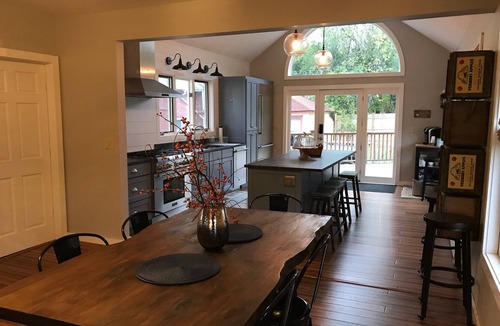 Middlebury House | Updated Middlebury Home! Walk to Town, Sleeps Groups Comfortably