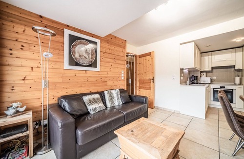 Les Gets Apartment | Very Nice Flat Nine Full Centre Of The Station And Close To Ski Slopes