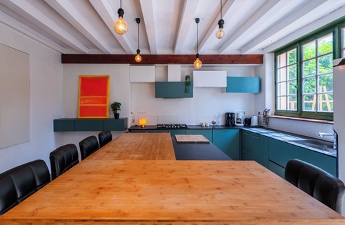 Pont du Cens-Cote d'Or Villa | Villa de la Plume - 8 rooms and 15 travellers in Nantes