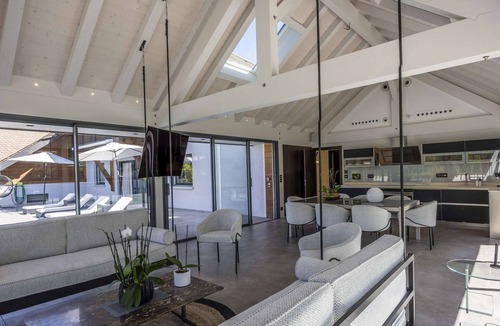 Talloires-Montmin House | Villa Fruitière Talloires – Exceptional Villa with Private Pool et Tennis Court near Talloires.