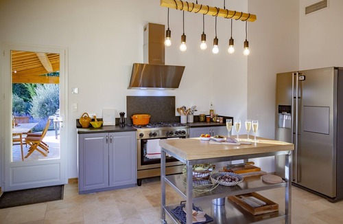 Les Baux-de-Provence Villa | Villa Mas Mavie with swimming pool Les Baux-de-Provence in the heart of Alpilles