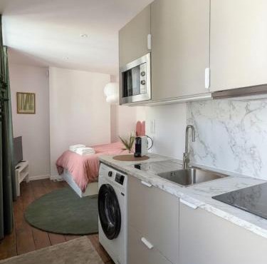 2 Studios indépendants, calmes, centre-ville, cosy