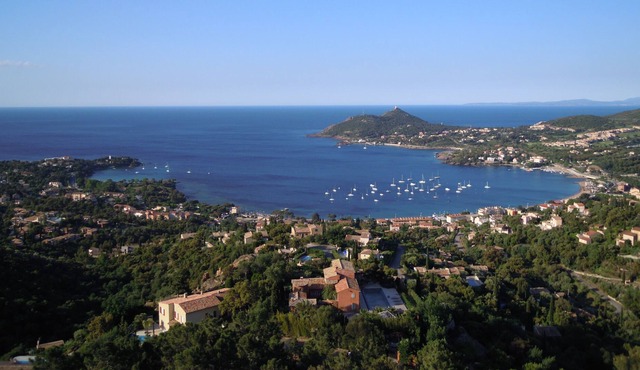 Agay Saint Raphael: Between the sea and Esterel