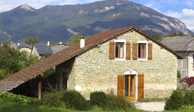 Aignoz - Ceyzerieu - Gîte