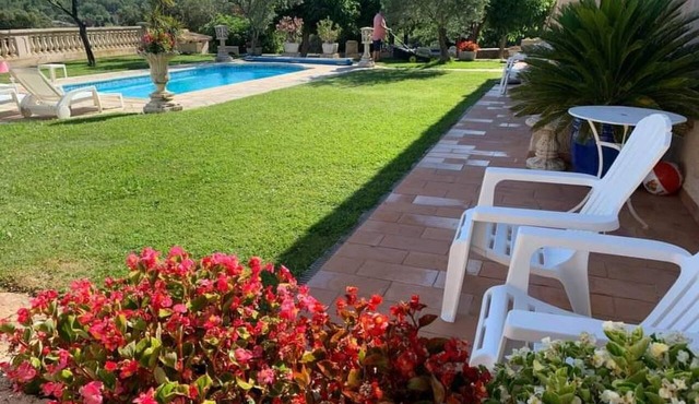 beheizter Pool ab Mitte April by Interhome