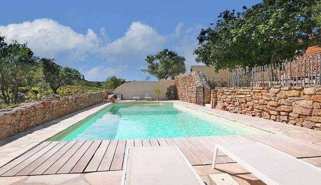 Blissful Stay in Mandourelle