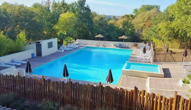 CHALET 5 -Terrace, garden furniture, beautiful view, swimming pool, summer entertainment