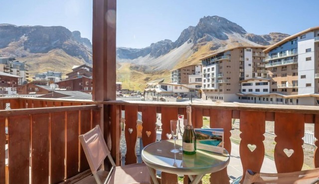 Chalet Club (Val Claret) by Interhome