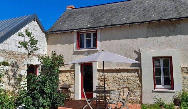 Charming house on the banks of the loire