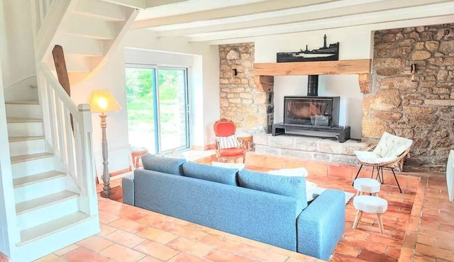 Charming house 100 mt from the famous "La Torche" beach