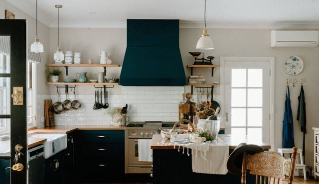 "Charmingly Rustic & Perfectly Refined" Farmhouse