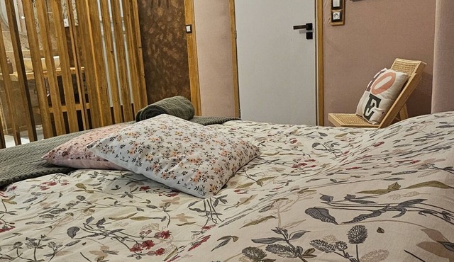 Double room-Queen-Private Bathroom-Countryside view