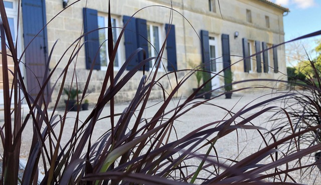 Eden: accommodation in a 6-8p. country house, 15 Kms from Jonzac