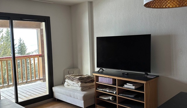 Font-Romeu: large T4 in residence with magnificent view of valley and mountains
