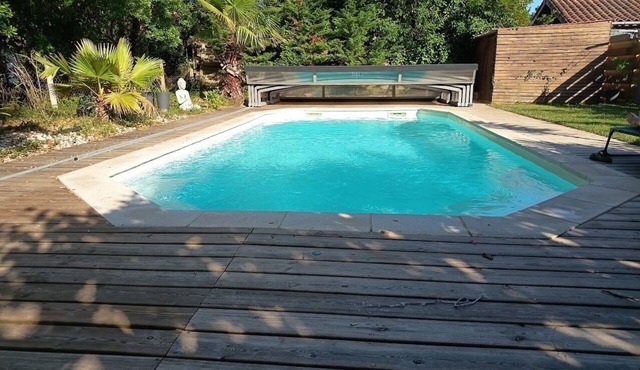 House heated pool walking beach animals Ok