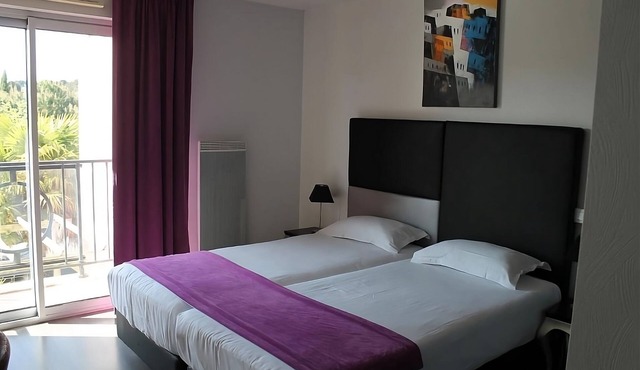 La Baule Retreat | Pet-Friendly | 2.5 mi to Parc des Dryades