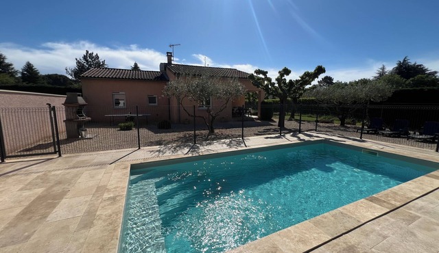 Les Muscats Ardèche private fenced swimming pool air-conditioned Quiet countryside 4 stars