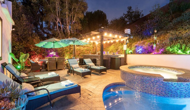 Luxury 5 star resort like dream home new 2025 AC private pool spa close to beach