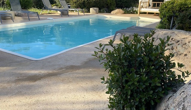 Luxury sunset villa Swimming pool Jacuzzi Garden Boules court