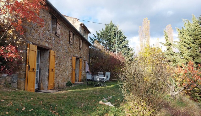 Maison bergerie: 2 stars, quiet, nature and panorama, 2 bedrooms 70m2.