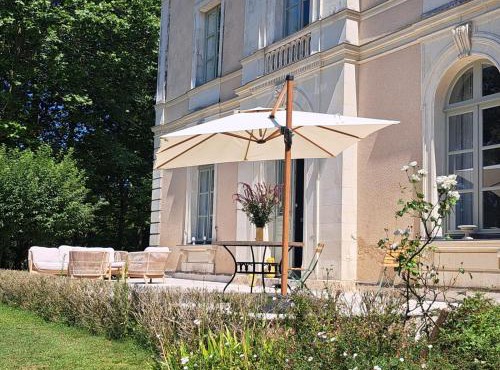 Manoir au cœur de la campagne angevine