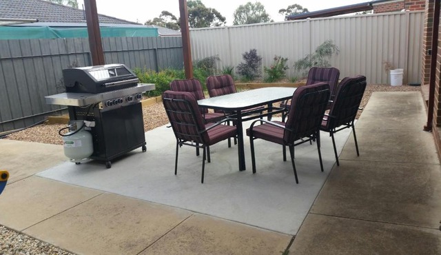 Numurkah Self Contained Apartments - The Mieklejohn