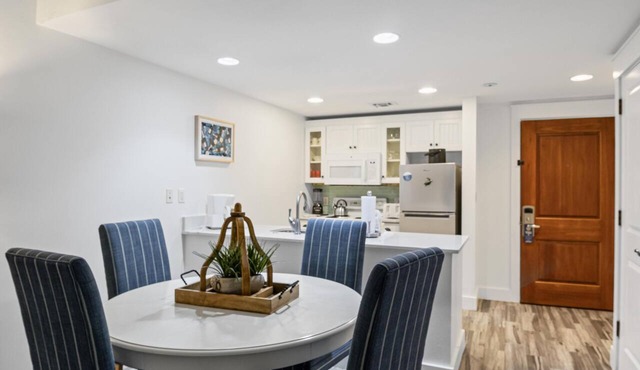 Observation Pointe North Charm - Cozy 1-Bedroom Haven with Balcony at Sandestin Golf and Beach Resort!