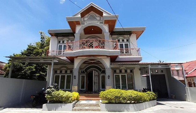 OYO 3407 Yasmin Residence Syariah