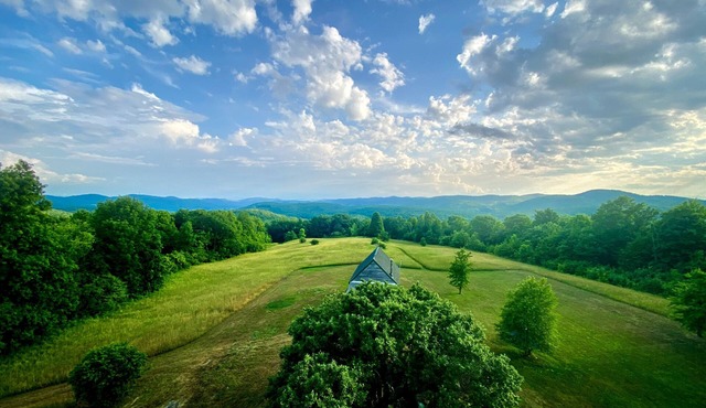 Private Viewing/Sleeping Tower & Modern Cabin - Owner Managed/Maintained