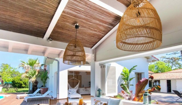 Salty Dreams - Villa 6bed - Swimming pool - Walking distance to the beach