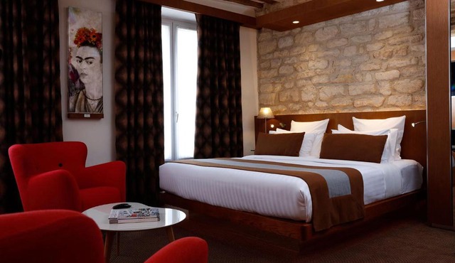Select Hotel