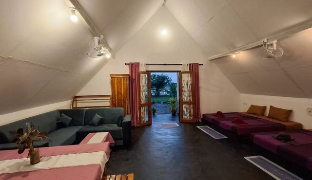 Serene 3-bedroom cabin with AC in charming Panama
