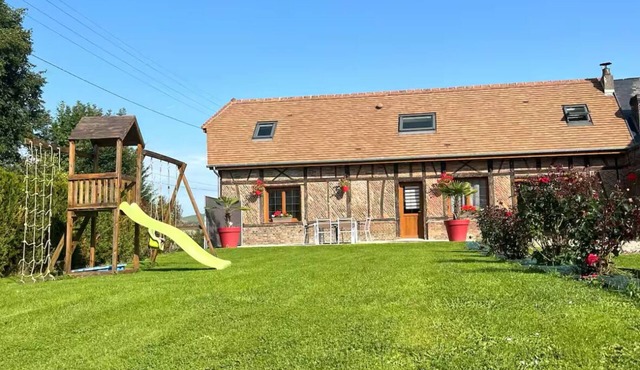 Spacious gîte with private garden and play area, ideal for families