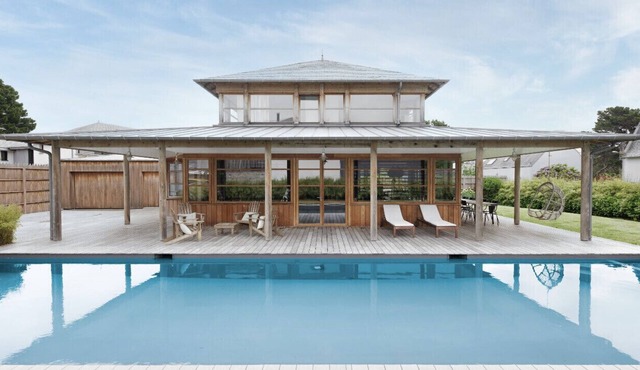 Starck House 50 m from the beach