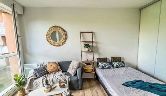 Studio Rangueil Close to hospitals and universities Free parking