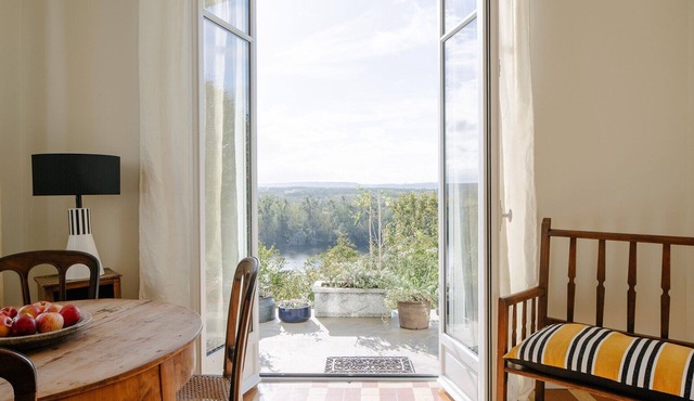 Stylish and serene house with stunning Seine views.