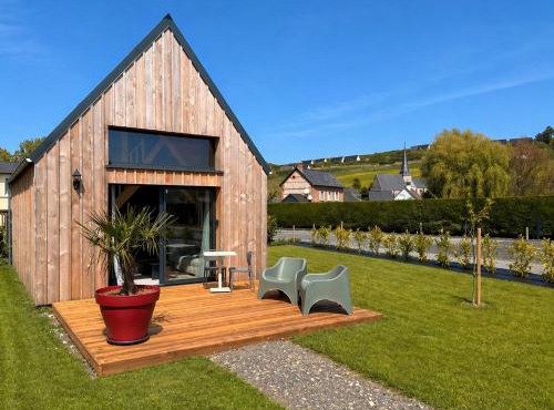 Tiny Chalet