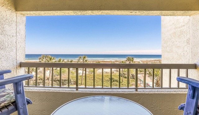 Updated, Oceanfront Condo With Balcony, Wifi & Shared Pool/clay Tennis Courts