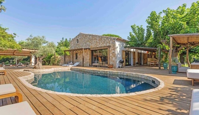 Villa - 250 m² - 5 bedrooms - Pool - St Tropez Gulf