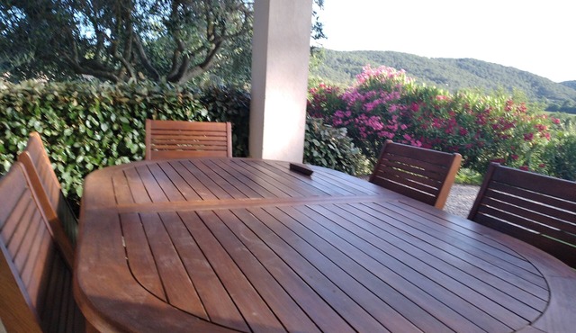 Villa Centre var au Milieu des Vignes 1 h de st Tropez et du Verdon