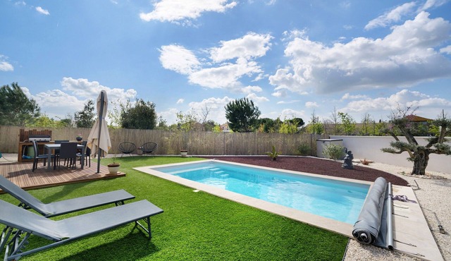 Villa with Pool, Spa and Sauna