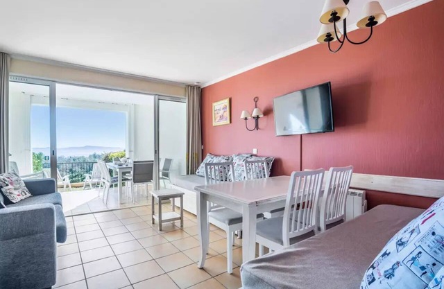 Apartments in the Restanques of the Gulf of St Tropez - maeva Home - Apartment 2 rooms 5 people panoramic sea view - Selection - Super Home