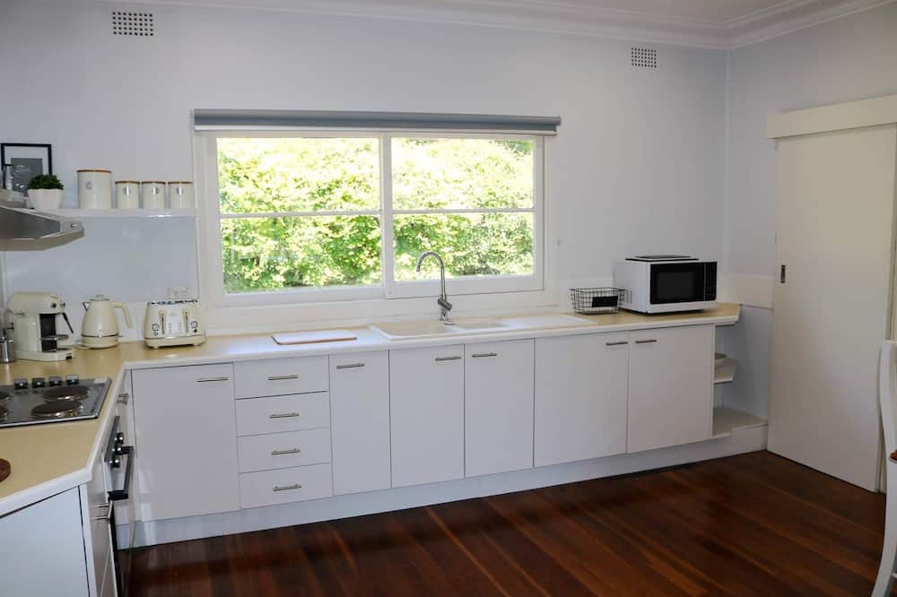 Photo of Kitchen in Tapitallee