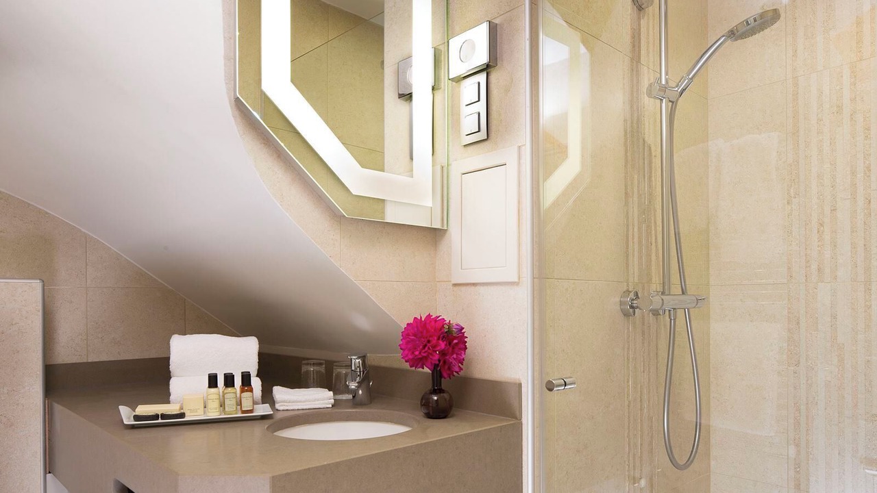 Photo of Bathroom in Les Halles