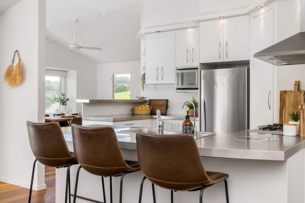 Photo of Kitchen in Possum Creek