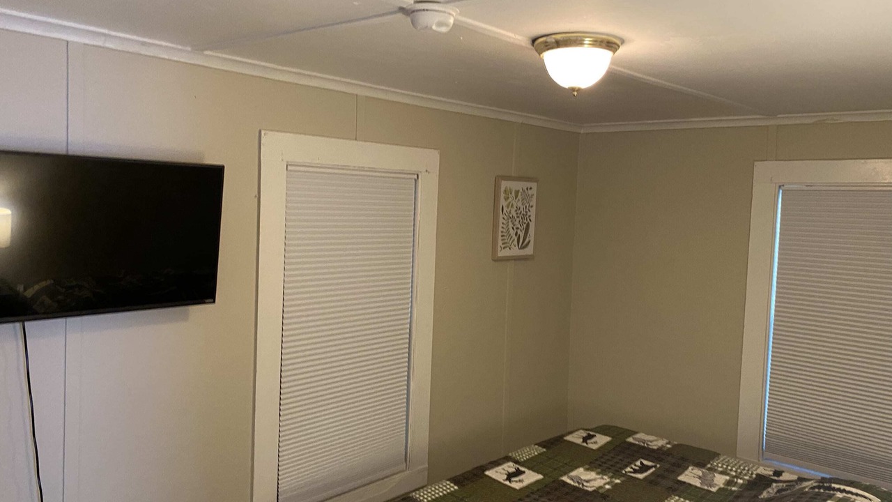 Photo of Bedroom in North Creek